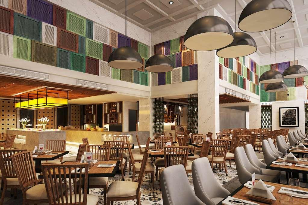 فندق Melia Bandung Dago المطعم الصورة